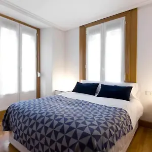 cmodo-apartamento-en-la-parte-vieja-old-town.sansebastianhotels.net/